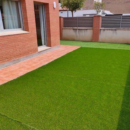 Chalet Amplio Con Jardin Y Zona Barbacoa. Reus Exterior photo