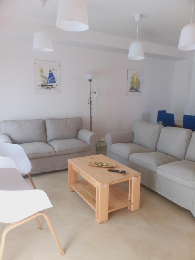 Chalet Amplio Con Jardin Y Zona Barbacoa. Reus Exterior photo