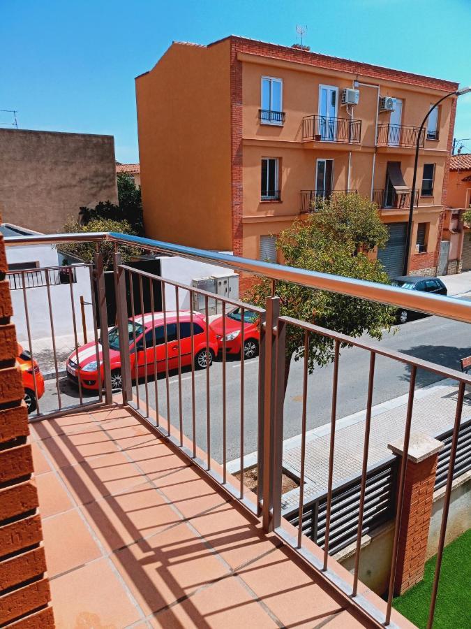 Chalet Amplio Con Jardin Y Zona Barbacoa. Reus Exterior photo